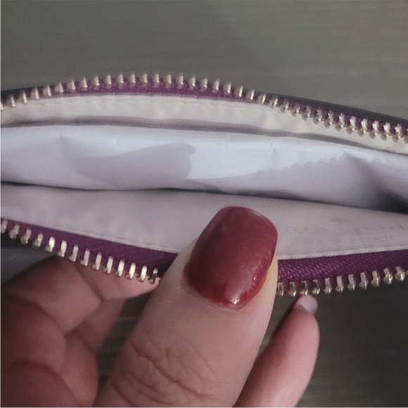 Kate Spade NWT Wristlet 6"×3" - Picture 5 of 6